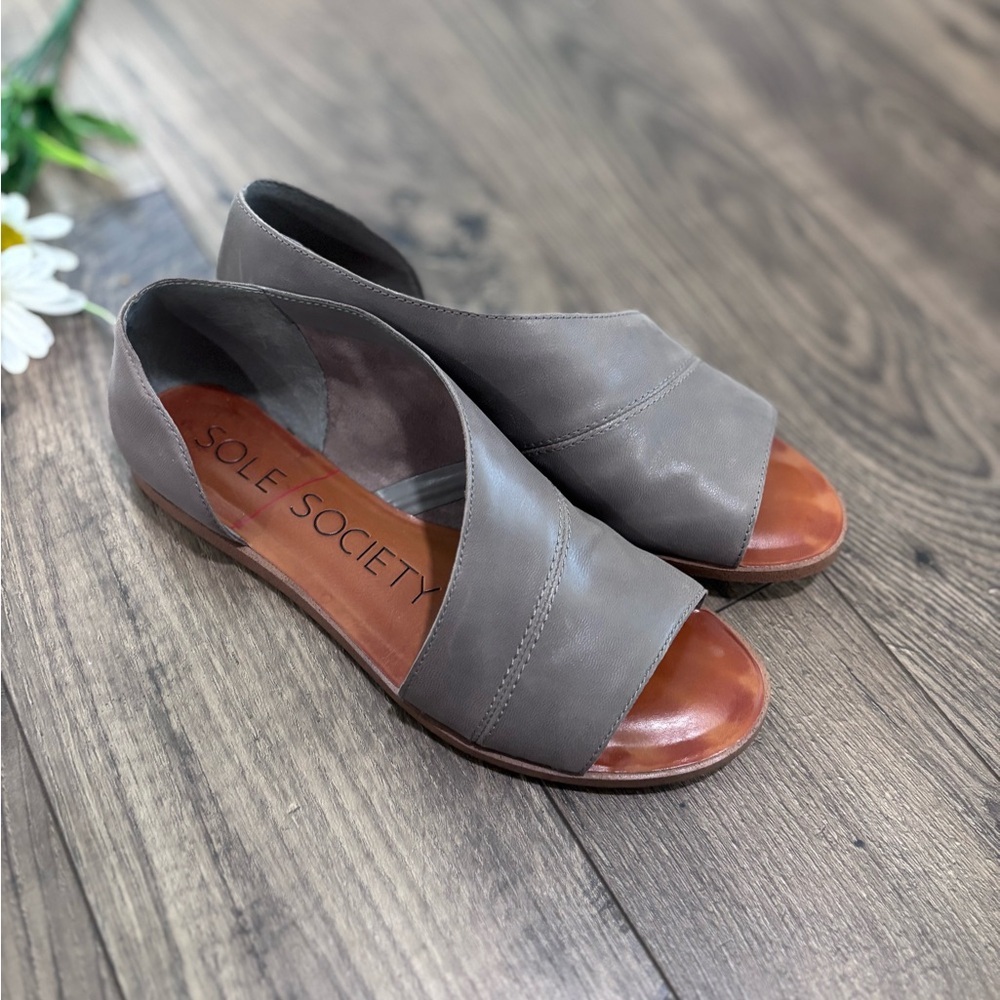 Sole Society Gray Open-Toe Leather Flats